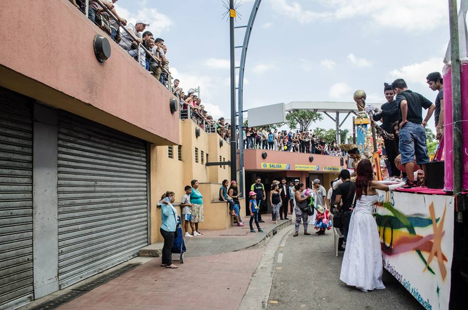 Orgullo LGBT Gay Ecuador Guayaquil 2015 - Asociación Silueta X (137)