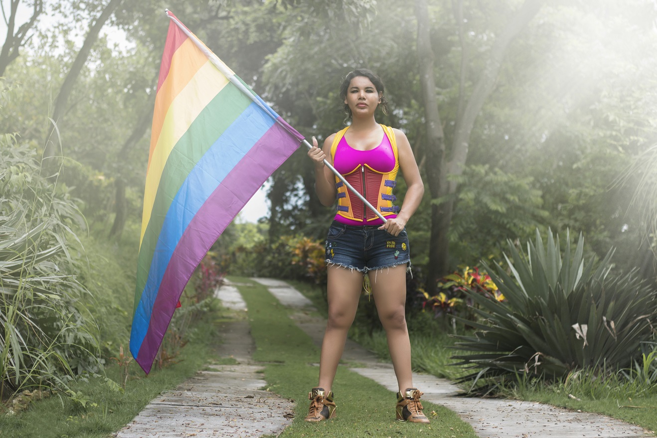 Diane Rodriguez transgenero transexual activista y defensora derechos lgbt glbti en ecuador y latino america - silueta x - federación ecuatoriana de organizaciones lgbti