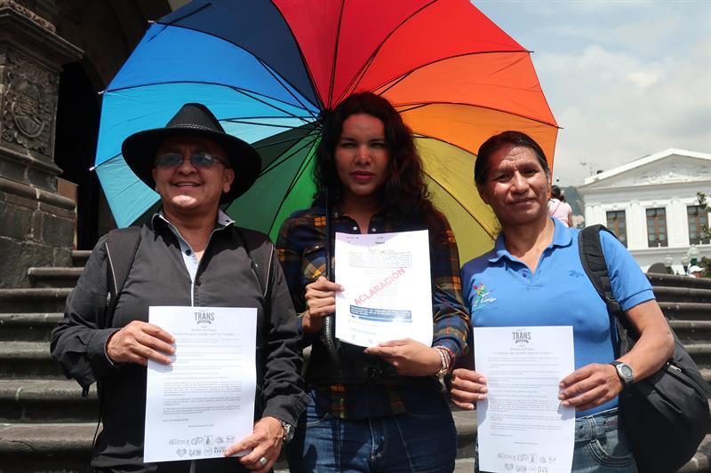 20181023031338_comunidad-lgbti-exige-que-se-invest.jpg